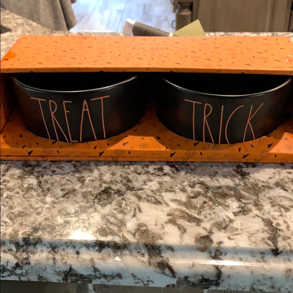 Dog bowls